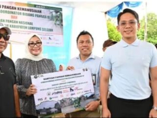 4.797 Warga Terdampak Banjir di Candipuro, Palas, dan Sragi Terima Bantuan Pangan