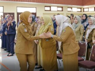 Sambangi Disdik, Wagub Jihan Minta Instruksi Gubernur Soal PIP, Penahanan Ijazah dan Study Tour Segera Dilakukan