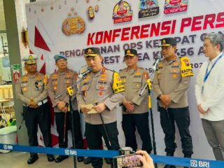 Tinjau Rest Area KM 456, Kapolri Instruksikan Jajaran Maksimal Layani dan Atur Lalin Arus Balik