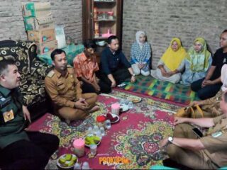 Pastikan Pendampingan Terpenuhi, Bupati Dendi Kunjungi Korban Bullying di Sidodadi