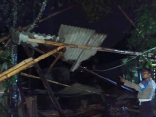 Belasan Rumah Warga di Lampung Timur Rusak Diterjang Angin Kencang