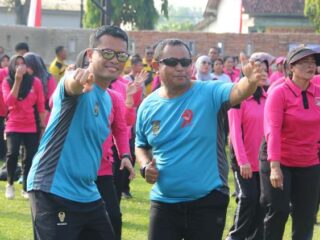 Perkuat Sinergitas TNI Polri, Dandim 0429/Lamtim Hadiri Olahraga Bersama HUT Bhayangkara Ke-79