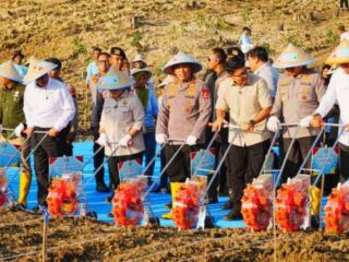 Kapolri: Pembiayaan Hingga Distribusi Jagung Akan Libatkan Koperasi Merah Putih