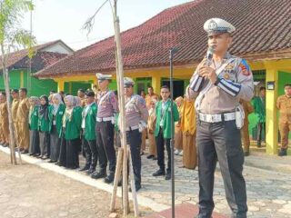 Polres Lampung Timur Kampanye Keselamatan Lalu Lintas di SMK Negeri 1 Raman Utara