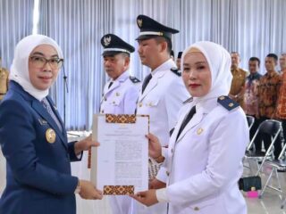 Hadiri Pelantikan Kakam PAW dan Pj, Bupati Ayu Tegaskan Amanah dan Tanggung Jawab