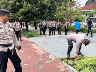 Polresta Pati Amankan Puluhan Batu Saat Screening di Sekitar Alun-Alun Simpang Lima