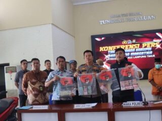 Polisi Amankan 3 Tersangka Dugaan Korupsi Bendungan Marga Tiga