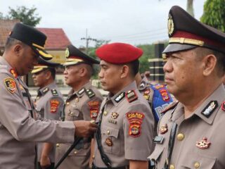 Polres Way Kanan Gelar Upacara Sertijab Kabaglog, Kasipropam, Kasikum, Kapolsek dan Pelantikan Kasatreskrim