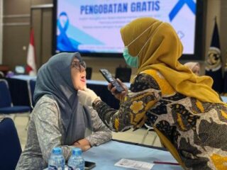 Kantor Imigrasi Kelas I TPI Cilacap Gelar Pengobatan dan Pemeriksaan Kesehatan Gratis