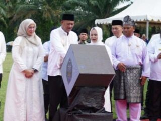 Bupati Langkat Lepas Pawai Taaruf dan Lantik Dewan Hakim MTQ ke-58 di Sawit Seberang