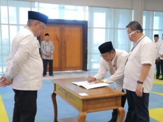 Lakukan Penyegaran dan Penataan Birokrasi, Wali Kota Tangsel Rotasi dan Mutasi Pejabat