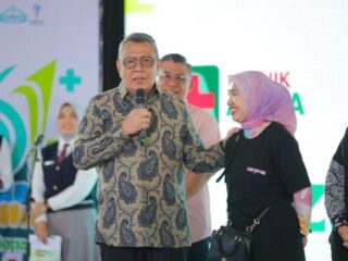 Optimalkan Layanan Kesehatan Masyarakat, Wali Kota Tangsel Resmikan 'Ngider Sehat Premium'