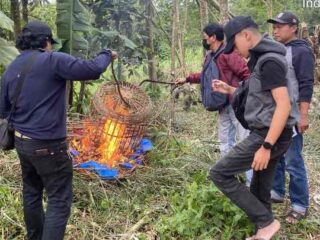 Polresta Malang Kota Gerbek dan Bakar Arena Judi Sabung Ayam