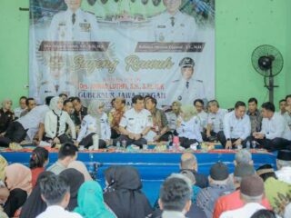 Menapaki Jejak Transmigrasi, Gubernur Jateng Silaturahmi Bersama Keluarga di Desa Bagelen