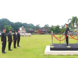 Polres Lampung Timur Gelar Upacara Hari Kesadaran Nasional dan Penganugerahan Tanda Kehormatan Pengabdian