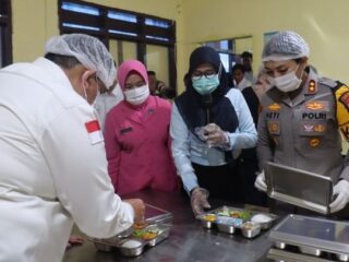 AKBP Heti Patmawati Resmikan Pengoperasian SPPG Polres Lampung Timur