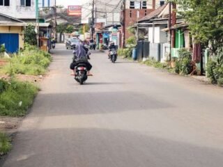 Warga Buaran Tangsel Apresiasi Perbaikan Jalan Kodiklat Serpong, Mulus dan Bikin Nyaman Berkendara