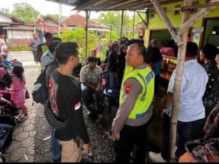 Pria Tewas Tersengat Kawat Penahan Tiang Listrik di Buayan Kebumen