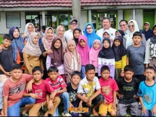 Bupati Pesawaran Tinjau Lokasi Terdampak Puting Beliung di Kecamatan Tegineneng