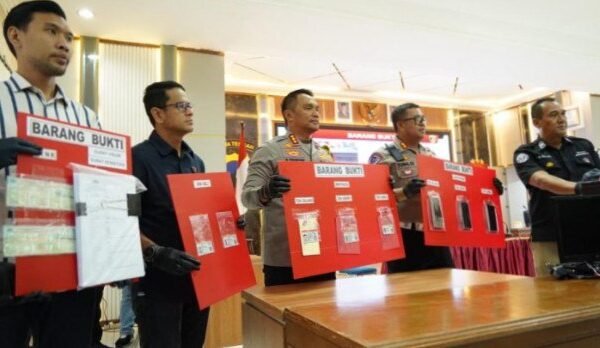 Polrestabes Semarang Tetapkan Sopir dan Pembuat SIM Palsu Tragedi Tol Krapyak