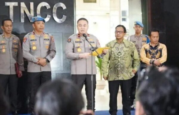 Kapolri Instruksikan Seluruh Kepolisian di Indonesia Wajib Tes Urine Serentak!