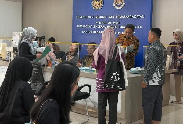 HUT Kabupaten Banyumas ke 455, Kantor Imigrasi Cilacap Gelar Layanan Paspor Akhir Pekan