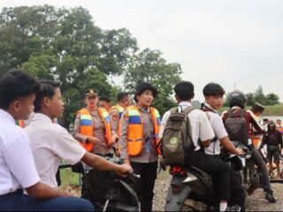 Kapolres Lampung Timur Dampingi Dir Pam Obvit Cek Penyeberangan Desa Kali Pasir dan Tanjung Tirto