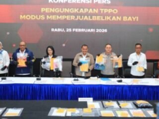 Bongkar Jaringan Perdagangan Bayi, Bareskrim Polri Borgol 12 Tersangka dan Selamatkan 7 Bayi