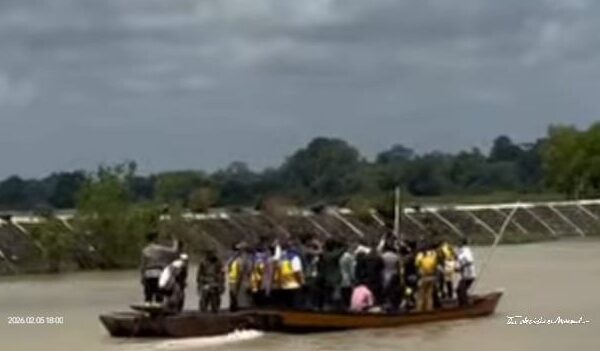 Kunjungi Jembatan Way Bungur, Menteri PU Rencanakan Pembangunan Permanen