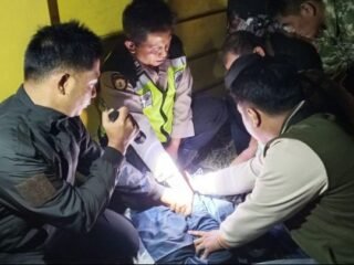 Polisi Evakuasi ODGJ Ngamuk di Adimulyo, Sempat Ancam Warga Dengan Sajam