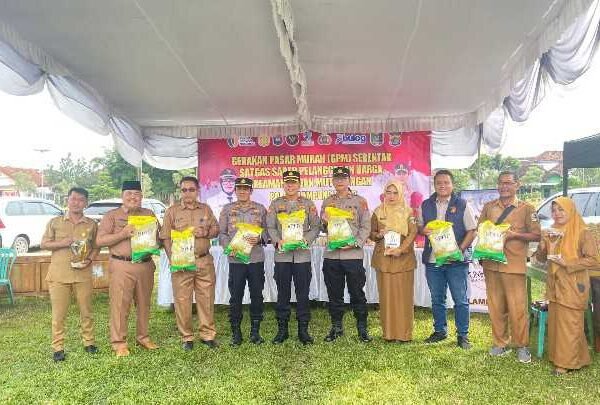 ‎‎Gerakan Pangan Murah, Polres Lampung Timur Bantu Warga Jelang Idul Fitri ‎‎