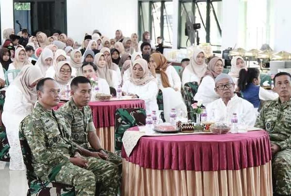 Kodim 0429/Lamtim Gelar Bukber dan Santunan Anak Yatim