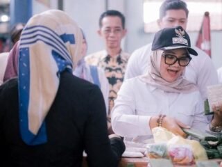 Bupati Lampung Timur Sidak Pasar, Daging Sapi Tembus Rp150 Ribu/Kg