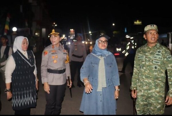 Malam Idul Fitri, Kapolres dan Forkopimda Lampung Timur Gelar Patroli Skala Besar