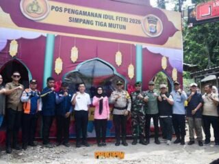 Libur Lebaran, Bupati Pesawaran Tinjau Arus Lalu Lintas dan Destinasi Wisata di Wilayah Pesisir