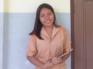 Cahaya di Balik Hujan! Oleh: Adela Sutria Wati, Siswi SMAS St Gregorius Reo