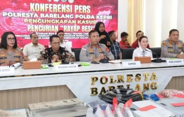 Ungkap 3 Kasus, Polresta Balerang Tangkap 8 Pelaku Curat
