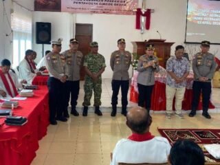 Kapolres Lampung Timur Pimpin Pengamanan Ibadah Jumat Agung