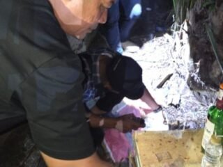 Polres Langkat Gerebek dan Bakar Lokasi Transaksi Narkoba di Desa Malenggang