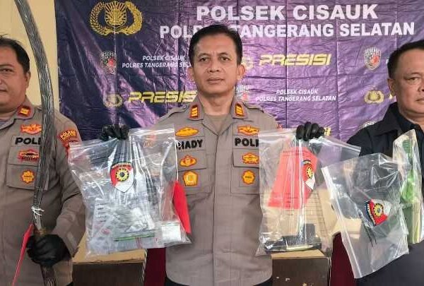 Polsek Cisauk Bekuk 2 Pelaku Pengedar Obat Type G Ilegal di Kecamatan Setu