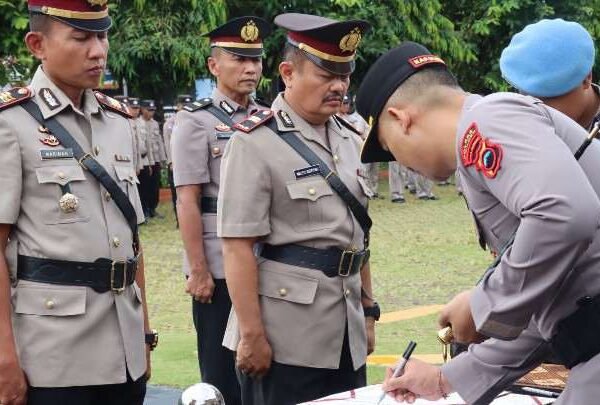 Polres Kebumen Rotasi Tiga Perwira, Kapolsek Rowokele dan Sruweng Berganti