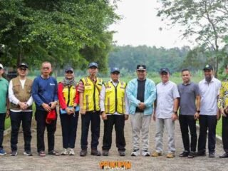 Wabup Pesawaran Dampingi Tim Kementerian PUPR Tinjau Calon Lokasi Sekolah Rakyat
