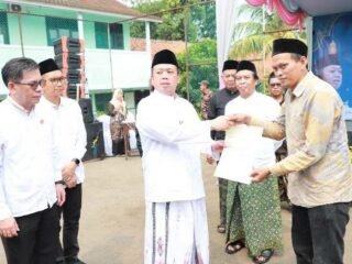Harison Mocodompis Dampingi Menteri Nusron Hadiri Pengajian Umum di Pandeglang: Pemimpin Jangan Persulit Urusan Rakyat