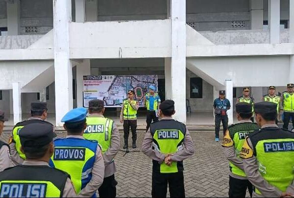 Ratusan Personel Polres Purbalingga Amankan Liga 4 Nasional di GOR Goentoer Darjono