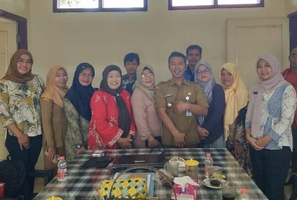 FKPPI Rayon 09 Kutowinangun Gotong Royong Sukseskan Launching Forum UMKM Kecamatan