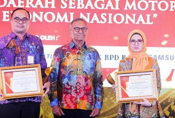 Bupati Nanda Indira Terima Penghargaan Disway Top Regional Leader Awards 2026