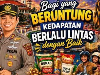 Pengendara Tertib Lalulintas di Cianjur Dapat Sembako Pada Peringatan Hari Bhayangkara ke-80