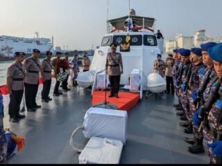 Jelang Hari Bhayangkara ke-80, Polda Jateng Gelar Tabur Bunga di Laut untuk Hormati Jasa Pahlawan