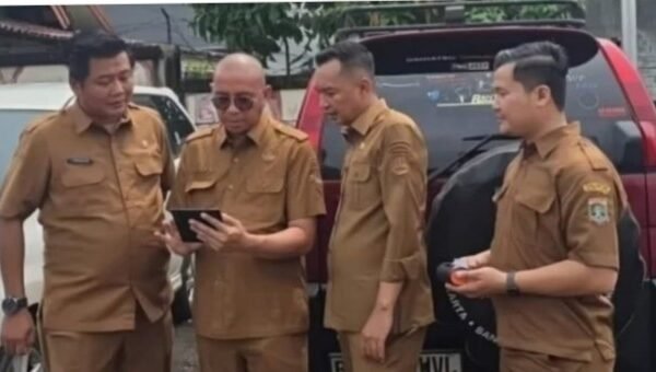 UPT Samsat Ciputat Sisir Penunggak Pajak Kendaraan di Area Parkir Stasiun KRL Green Line