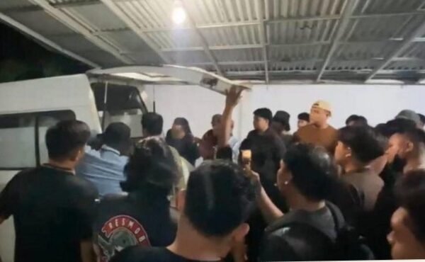 Amankan Keributan di Desa Paku, Satu Personil Polres Bolmut Gugur
